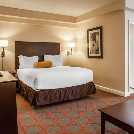The Virginian Suites, Ascend Hotel Collection Arlington Extérieur photo