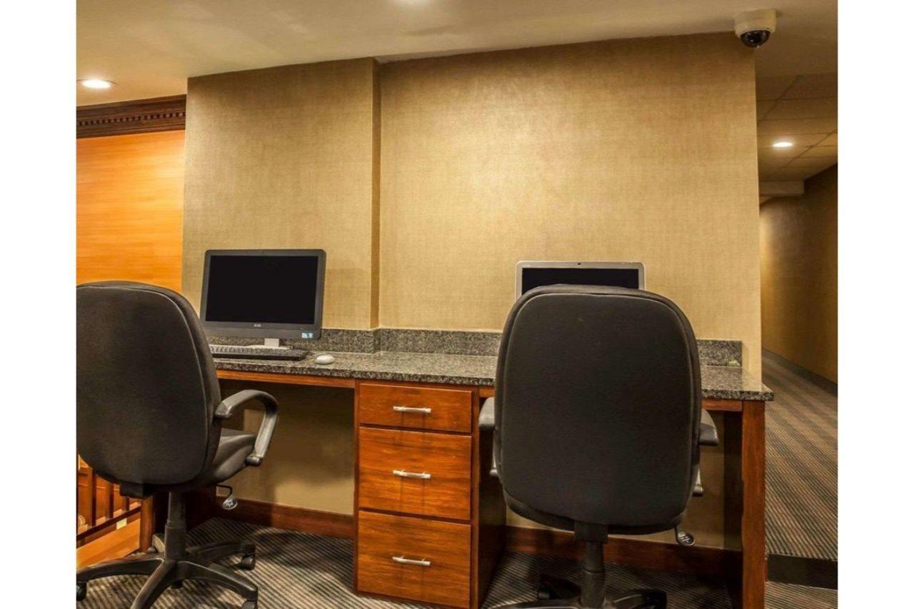 The Virginian Suites, Ascend Hotel Collection Arlington Extérieur photo