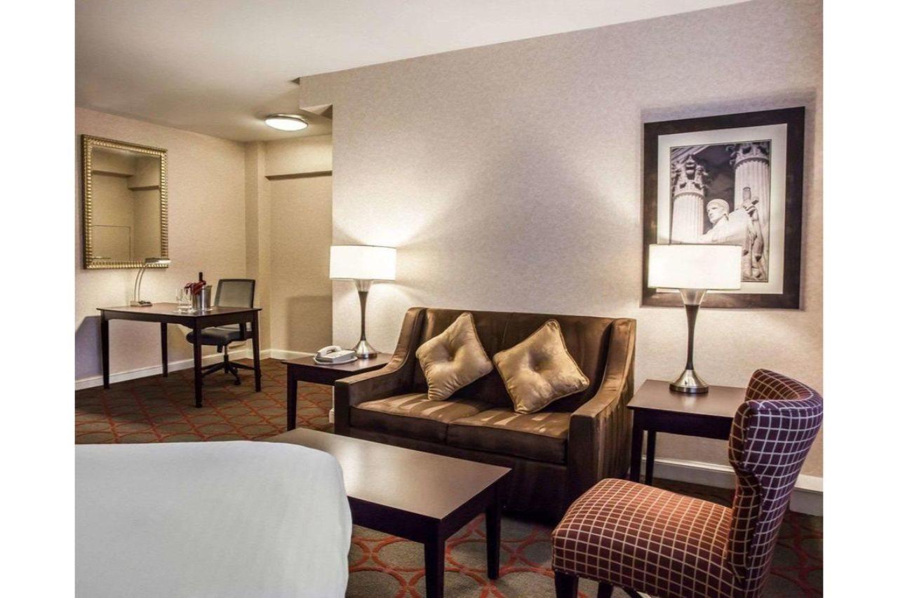 The Virginian Suites, Ascend Hotel Collection Arlington Extérieur photo