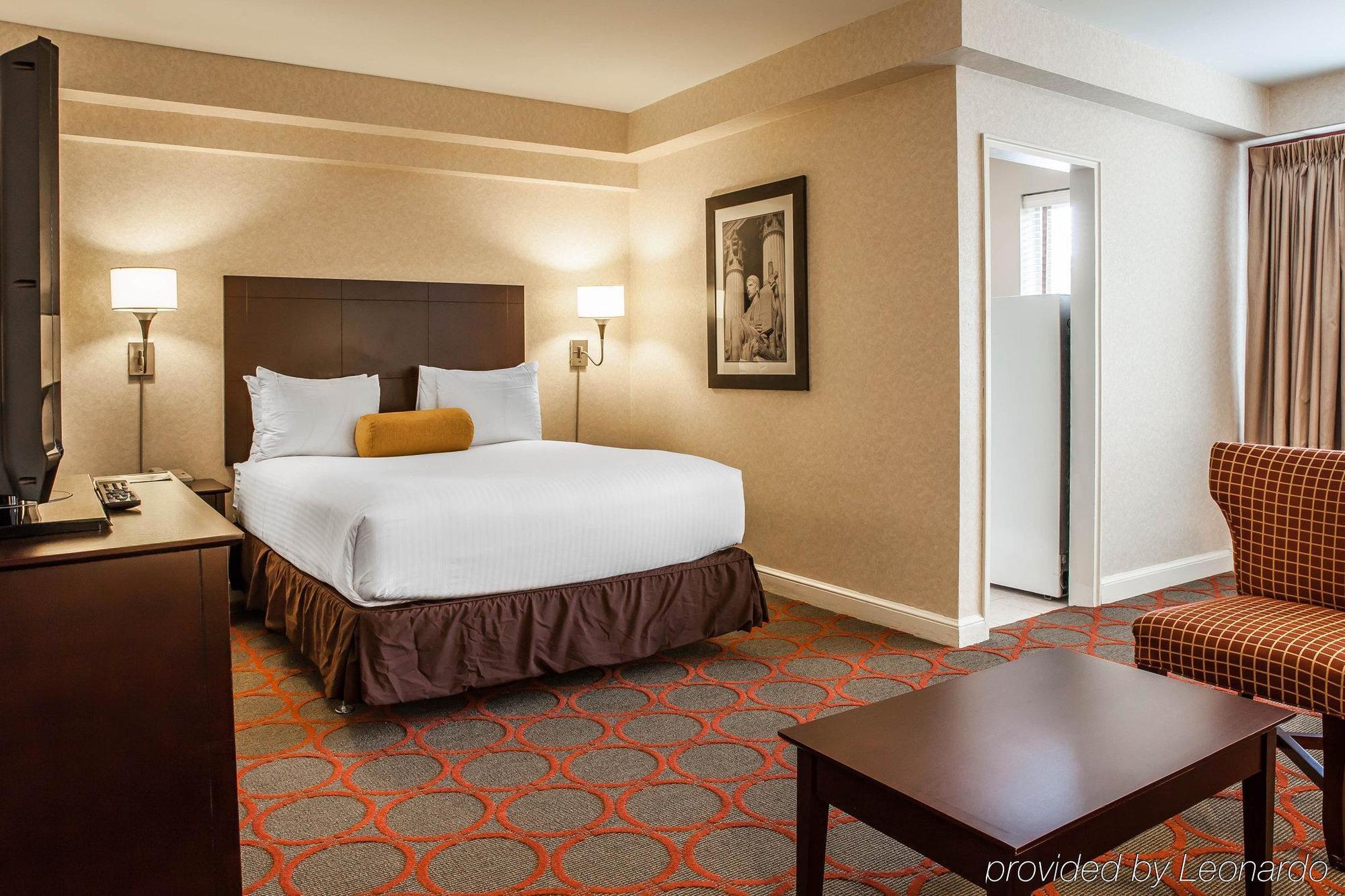 The Virginian Suites, Ascend Hotel Collection Arlington Extérieur photo