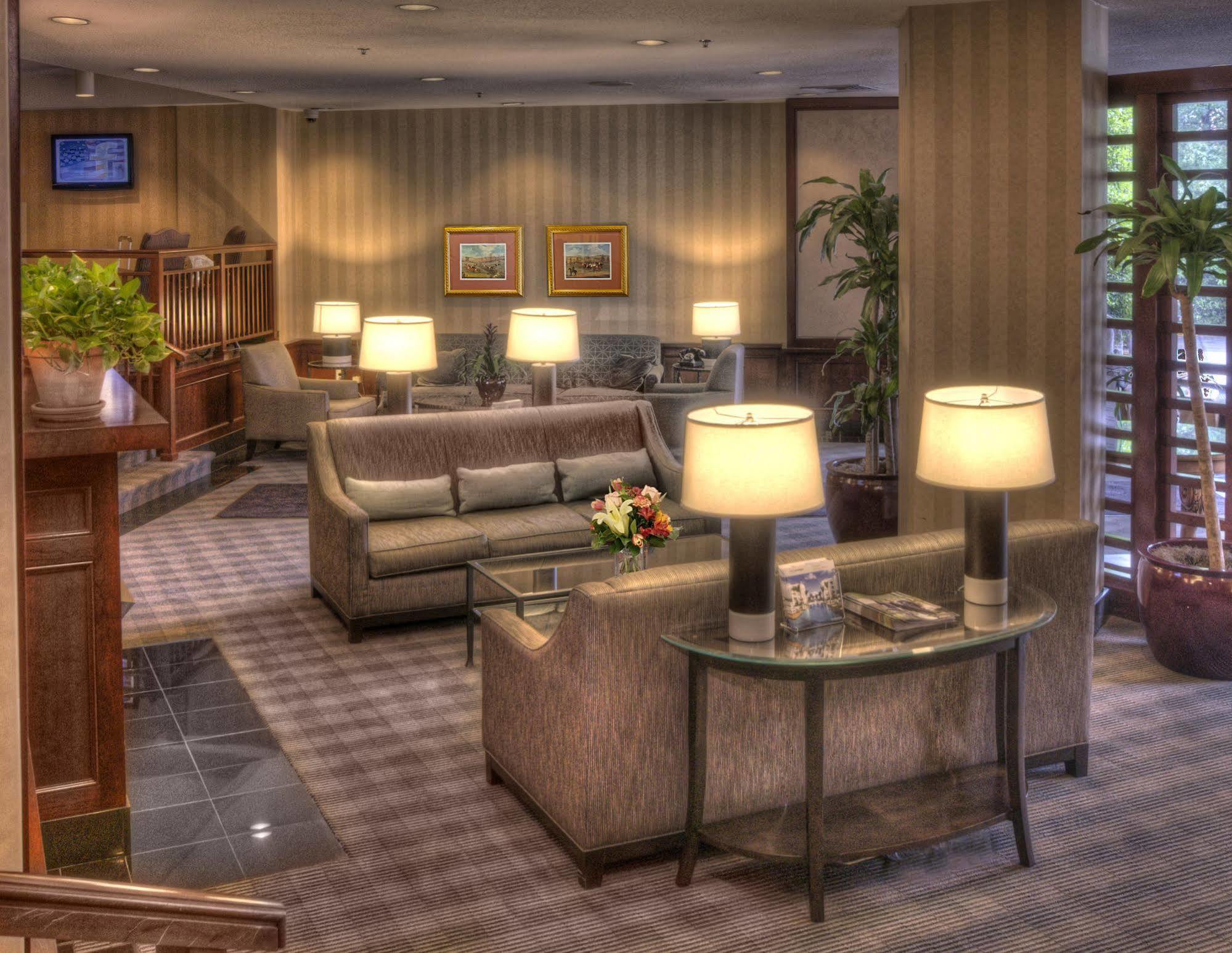 The Virginian Suites, Ascend Hotel Collection Arlington Extérieur photo