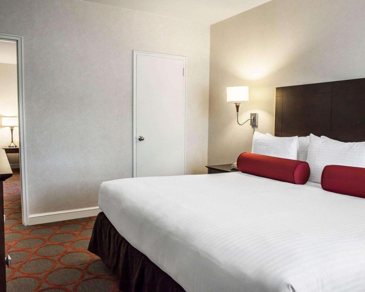 The Virginian Suites, Ascend Hotel Collection Arlington Extérieur photo