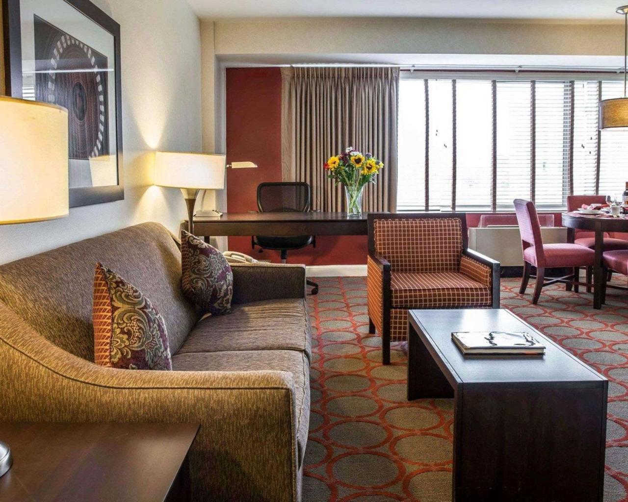 The Virginian Suites, Ascend Hotel Collection Arlington Extérieur photo