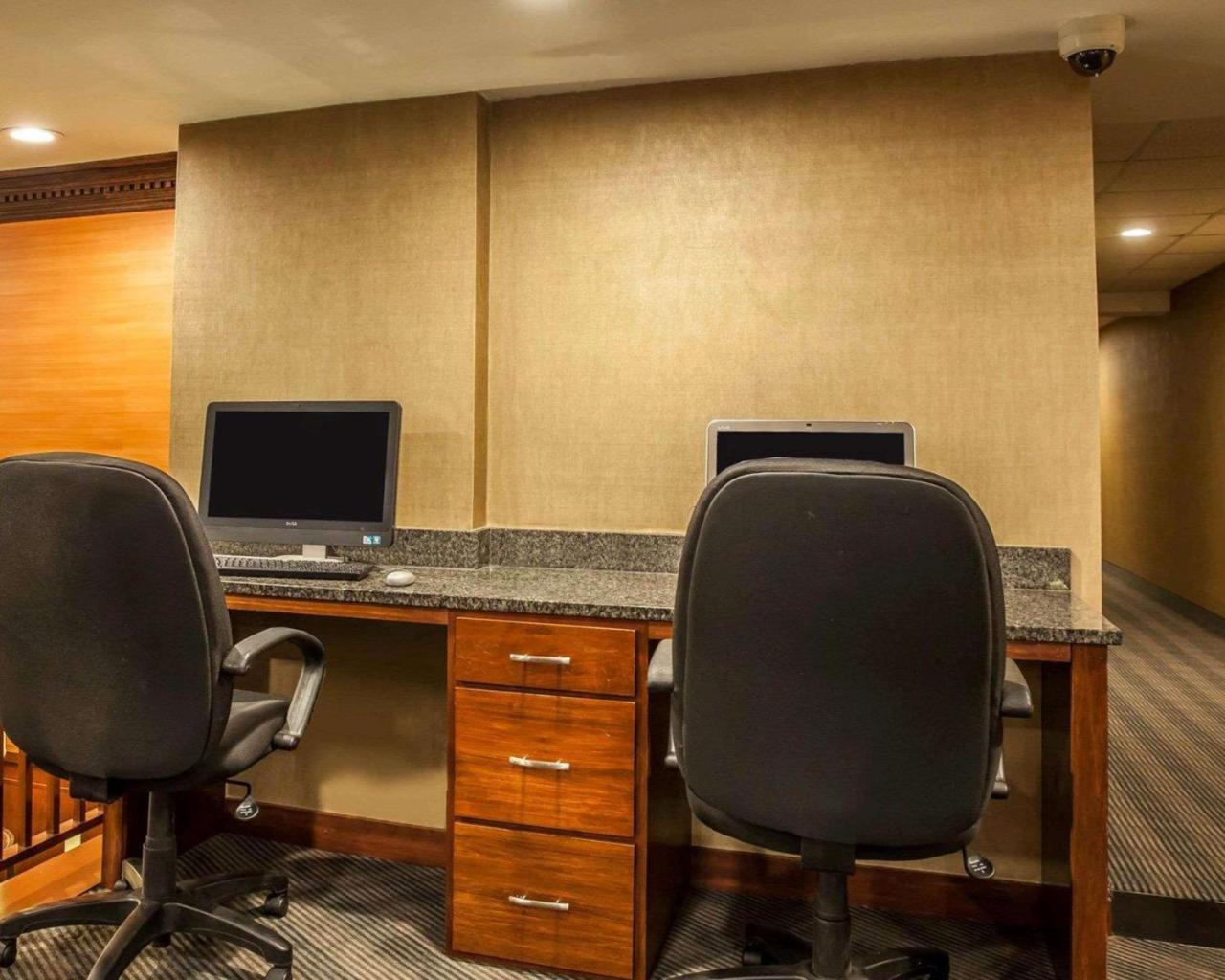 The Virginian Suites, Ascend Hotel Collection Arlington Extérieur photo