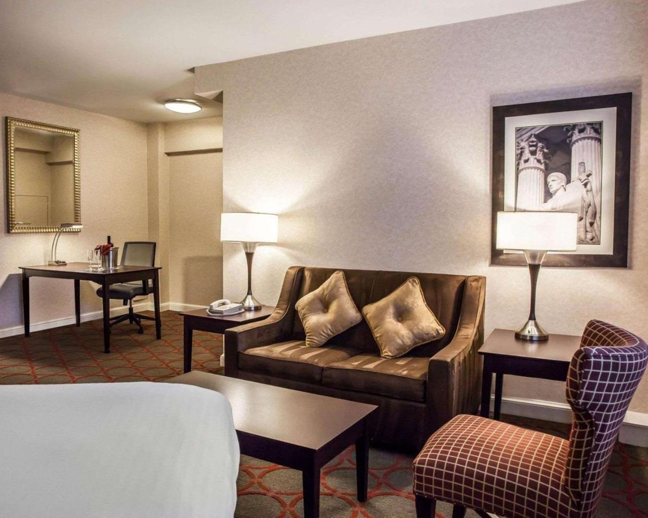The Virginian Suites, Ascend Hotel Collection Arlington Extérieur photo