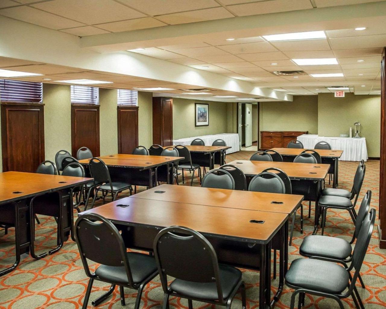 The Virginian Suites, Ascend Hotel Collection Arlington Extérieur photo